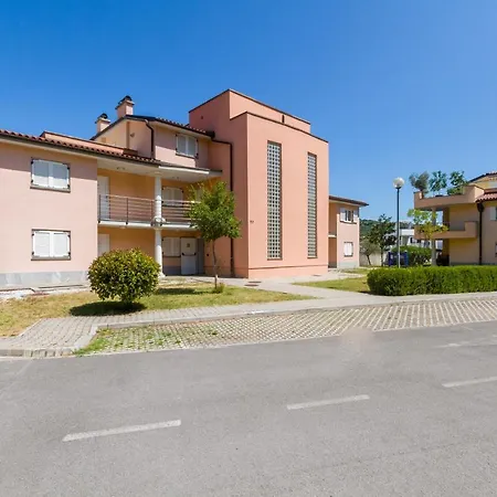 Maestral 513 In Marina By Locap Group Apartman *